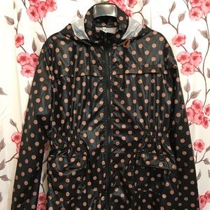 Polka Dot Rain coat FREE SHIPPING! 📦📮